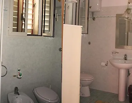 Angolo Di Paradiso Bed & Breakfast