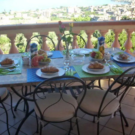 Angolo Di Paradiso Oda ve Kahvaltı
