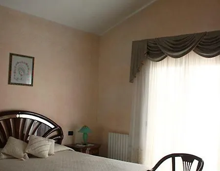 Angolo Di Paradiso Bed & Breakfast Pellaro